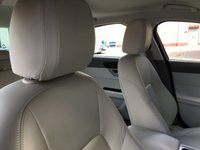 USED 2017 66 JAGUAR XF 2.0 PRESTIGE 4d 161 BHP 