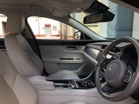 USED 2017 66 JAGUAR XF 2.0 PRESTIGE 4d 161 BHP 
