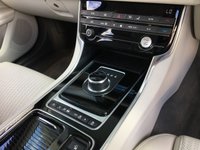 USED 2017 66 JAGUAR XF 2.0 PRESTIGE 4d 161 BHP 