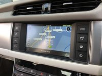 USED 2017 66 JAGUAR XF 2.0 PRESTIGE 4d 161 BHP 