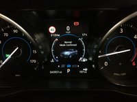 USED 2017 66 JAGUAR XF 2.0 PRESTIGE 4d 161 BHP 