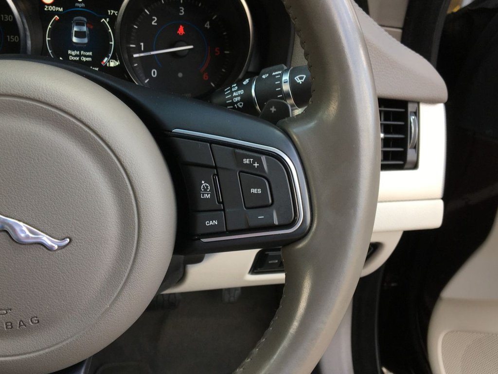 USED 2017 66 JAGUAR XF 2.0 PRESTIGE 4d 161 BHP 