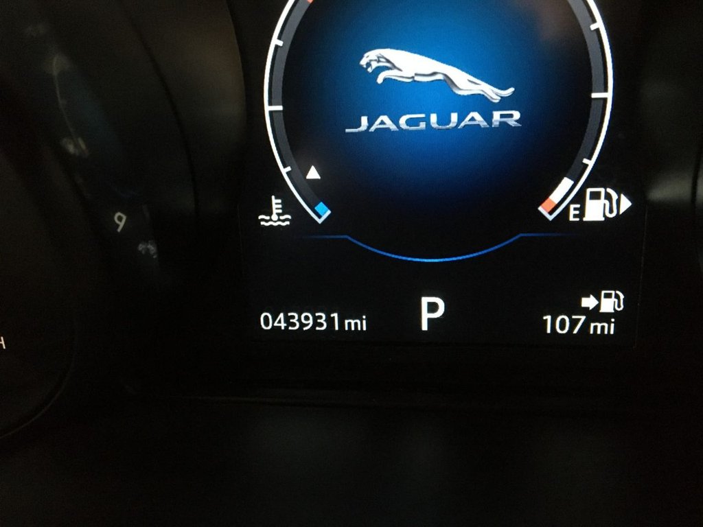 USED 2017 66 JAGUAR XF 2.0 PRESTIGE 4d 161 BHP 