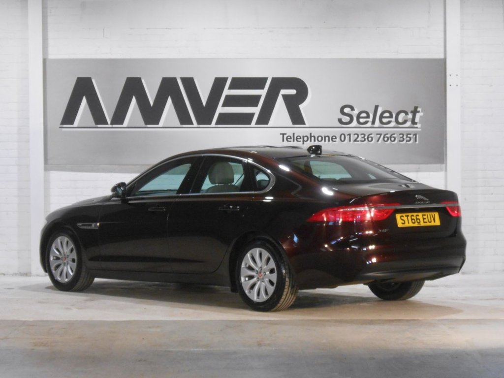 USED 2017 66 JAGUAR XF 2.0 PRESTIGE 4d 161 BHP 