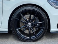 USED 2019 69 VOLKSWAGEN GOLF 2.0 R TSI 4MOTION DSG 5d 296 BHP PANROOF | 19" ALLOYS | CAMERA |