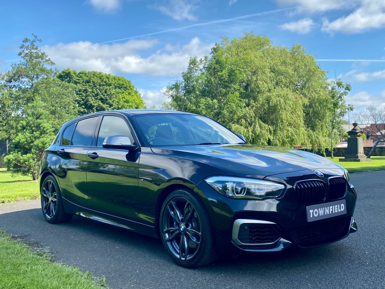 18 Bmw 1 Series M140i Shadow Edition 26 295