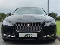 USED 2017 17 JAGUAR XF 2.0 D PORTFOLIO AWD 4d 177 BHP Glass Sunroof Heated Wheel