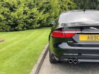 USED 2017 17 JAGUAR XF 2.0 D PORTFOLIO AWD 4d 177 BHP Glass Sunroof Heated Wheel