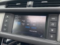 USED 2017 17 JAGUAR XF 2.0 D PORTFOLIO AWD 4d 177 BHP Glass Sunroof Heated Wheel