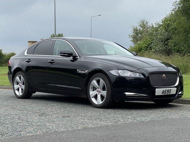 2017 17 Jaguar Xf 2.0 D PORTFOLIO AWD 4d 177 BHP