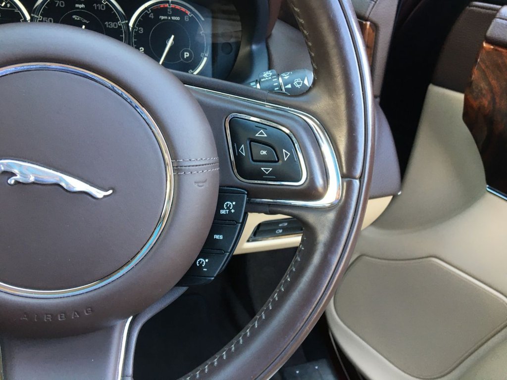 USED 2013 63 JAGUAR XJ 3.0 D V6 LUXURY 4d 275 BHP 