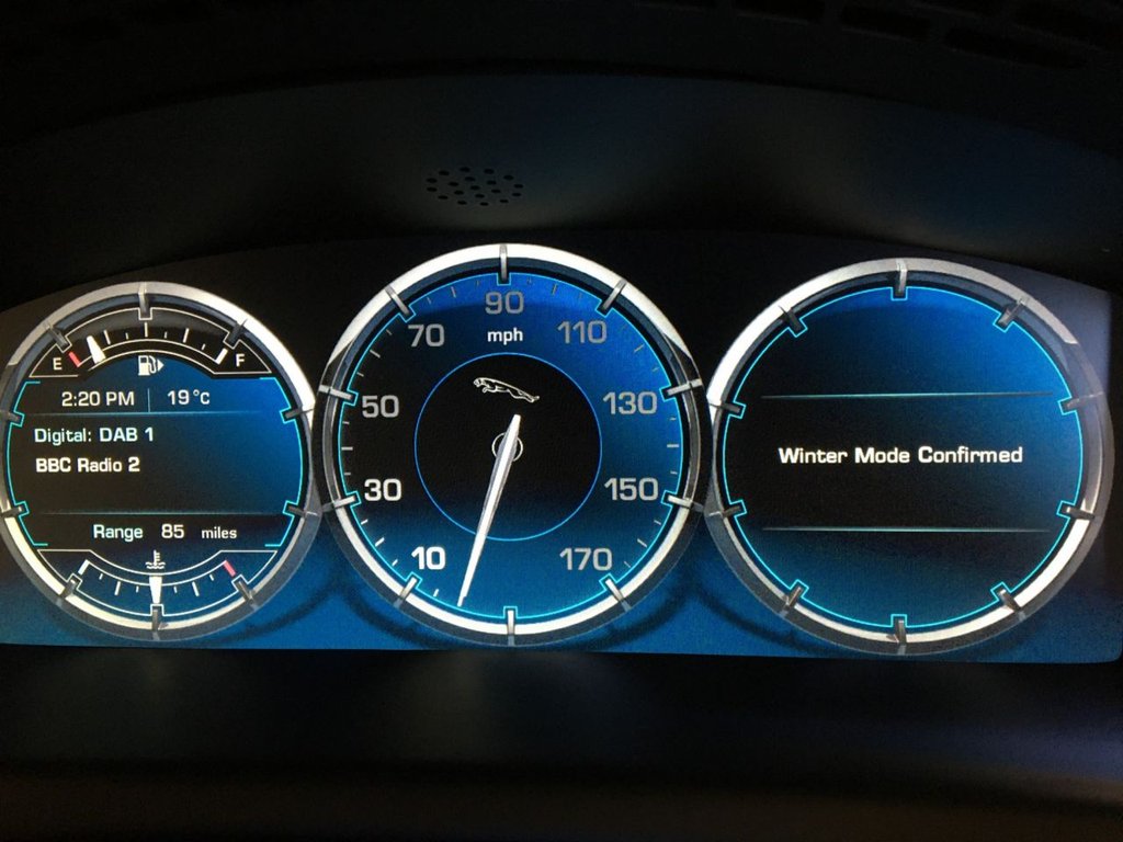 USED 2013 63 JAGUAR XJ 3.0 D V6 LUXURY 4d 275 BHP 