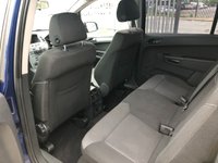 USED 2010 10 VAUXHALL ZAFIRA 1.6 EXCLUSIV 5d 113 BHP 7 Seater with Front & Rear Park Sensors