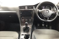 USED 2017 67 VOLKSWAGEN GOLF 2.0 SE TDI BLUEMOTION TECHNOLOGY 5d 148 BHP **FREE 15 MONTH AU WARRANTY**