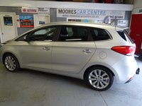 USED 2014 14 KIA CARENS   3  1.7 CRDI  ECODYNAMICS  7 SEATER HUGE SPEC !!     LEATHER **  PANROOF  **  REVERSE CAMERA