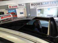 USED 2014 14 KIA CARENS   3  1.7 CRDI  ECODYNAMICS  7 SEATER HUGE SPEC !!     LEATHER **  PANROOF  **  REVERSE CAMERA