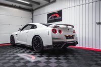 USED 2017 67 NISSAN GT-R 3.8 RECARO 2d 562 BHP KEYLESS START+REVERSE CAMERA