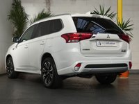 USED 2018 18 MITSUBISHI OUTLANDER 2.0 PHEV JURO 5d 200 BHP SAT NAV PART LEATHER INTERIOR