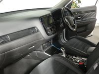 USED 2018 18 MITSUBISHI OUTLANDER 2.0 PHEV JURO 5d 200 BHP SAT NAV PART LEATHER INTERIOR