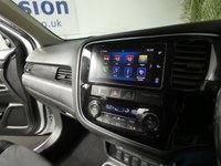 USED 2018 18 MITSUBISHI OUTLANDER 2.0 PHEV JURO 5d 200 BHP SAT NAV PART LEATHER INTERIOR