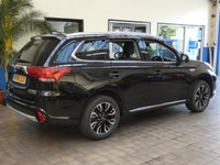 USED 2018 18 MITSUBISHI OUTLANDER 2.0 PHEV 4H 5d 200 BHP SAT NAV LEATHER HEATED SEATS