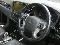USED 2018 18 MITSUBISHI OUTLANDER 2.0 PHEV 4H 5d 200 BHP SAT NAV LEATHER HEATED SEATS