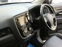 USED 2017 17 MITSUBISHI OUTLANDER 2.3 DI-D 4 5d 147 BHP SAT NAV SUNROOF LEATHER VAT Q