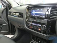 USED 2017 17 MITSUBISHI OUTLANDER 2.3 DI-D 4 5d 147 BHP SAT NAV SUNROOF LEATHER VAT Q