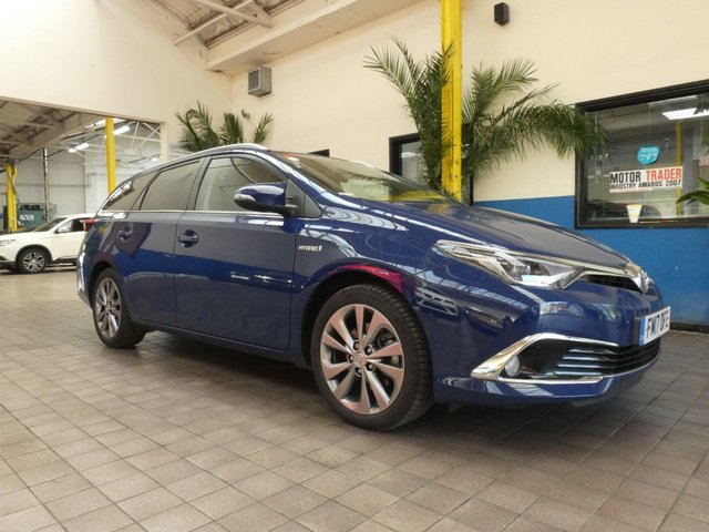 2017 17 Toyota Auris 1.8 VVT-I EXCEL TOURING SPORTS TSS 5d 99 BHP
