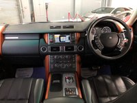 USED 2011 11 LAND ROVER RANGE ROVER 4.4 TDV8 AUTOBIOGRAPHY 5d 313 BHP * CLIMATE CONTROL * PARKING SENSORS * PRIVACY GLASS * SAT NAV * BLUETOOTH *  LOW MILEAGE * MOT JULY 2022 *