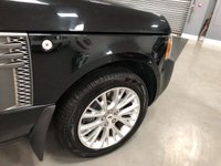 USED 2011 11 LAND ROVER RANGE ROVER 4.4 TDV8 AUTOBIOGRAPHY 5d 313 BHP * CLIMATE CONTROL * PARKING SENSORS * PRIVACY GLASS * SAT NAV * BLUETOOTH *  LOW MILEAGE * MOT JULY 2022 *