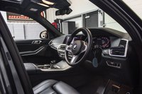 USED 2019 19 BMW X5 3.0 M50D 5d 395 BHP COMFORT PACK+TECH PACK+CARBON KIT