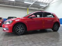 USED 2017 17 VOLKSWAGEN GOLF 1.6 SE NAVIGATION TDI BLUEMOTION TECHNOLOGY 5d 114 BHP SAT NAV HEATED SEATS VAT Q