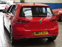 USED 2017 17 VOLKSWAGEN GOLF 1.6 SE NAVIGATION TDI BLUEMOTION TECHNOLOGY 5d 114 BHP SAT NAV HEATED SEATS VAT Q