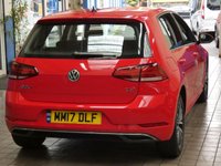 USED 2017 17 VOLKSWAGEN GOLF 1.6 SE NAVIGATION TDI BLUEMOTION TECHNOLOGY 5d 114 BHP SAT NAV HEATED SEATS VAT Q