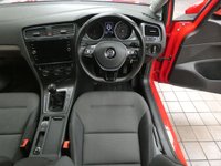USED 2017 17 VOLKSWAGEN GOLF 1.6 SE NAVIGATION TDI BLUEMOTION TECHNOLOGY 5d 114 BHP SAT NAV HEATED SEATS VAT Q