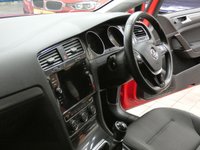 USED 2017 17 VOLKSWAGEN GOLF 1.6 SE NAVIGATION TDI BLUEMOTION TECHNOLOGY 5d 114 BHP SAT NAV HEATED SEATS VAT Q
