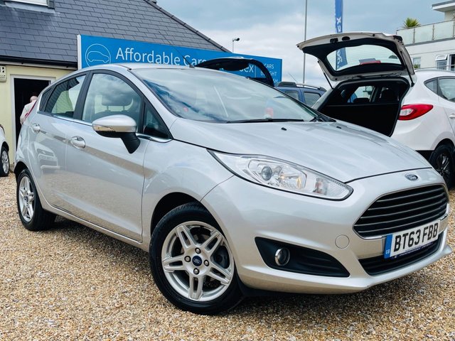 2013 63 Ford Fiesta 1.2 ZETEC 5d 81 BHP
