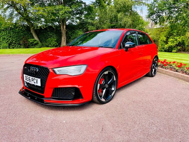 View our AUDI RS3