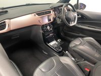 USED 2017 67 DS DS 3 1.2 PURETECH GIVENCHY LE MAKEUP S/S 3d 109 BHP PEARL WHITE TEXTURE SAT NAV