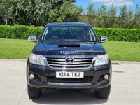 USED 2014 14 TOYOTA HI-LUX 3.0 INVINCIBLE 4X4 D-4D DCB 169 BHP ** NO VAT ** LEATHER + SAT NAV