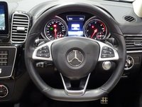USED 2017 67 MERCEDES-BENZ GLE-CLASS 3.0 350D V6 (258 PS) AMG LINE (PREMIUM PLUS) 4MATIC 9G-TRONIC..WOW !!..COLOSSAL SPECIFICATION..EVERY EXTRA..PAN ROOF + 2 TONE E/M/HEATED LEATHERS + AMG STYLING PACK + 21
