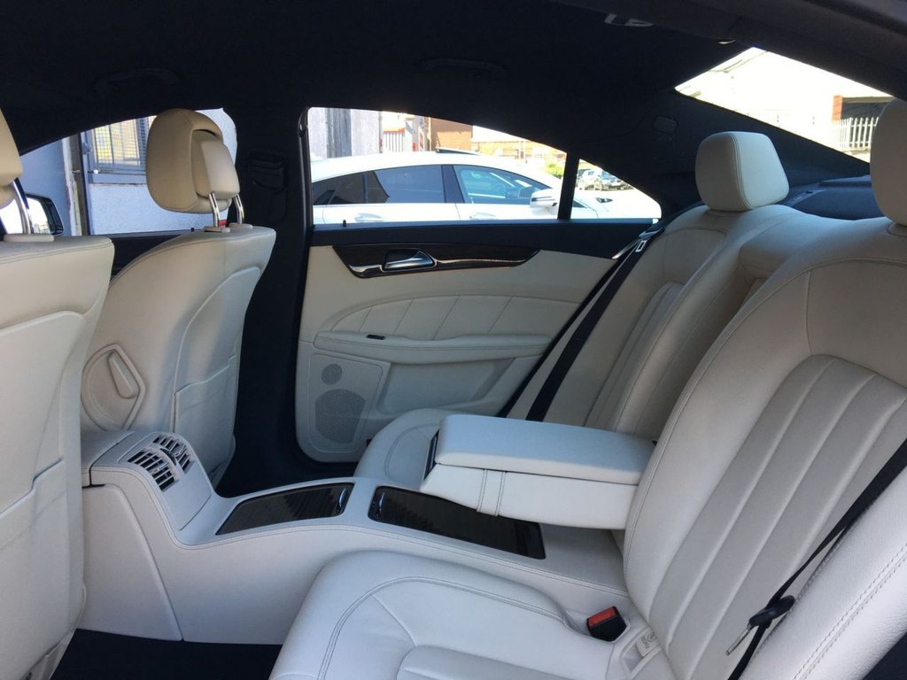 USED 2015 65 MERCEDES-BENZ CLS CLASS 2.1 CLS220 D AMG LINE 4d 174 BHP 