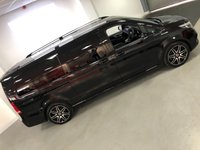USED 2020 69 MERCEDES-BENZ V-CLASS 2.0 V 300 D AMG LINE XL 5d 236 BHP * VAT QUALIFYING * PRIVACY GLASS * CLIMATE  CONTROL * PARKING SENSORS * NAVIGATION * LEATHER * 19 INCH ALLOYS * 8 SEATS *