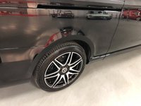 USED 2020 69 MERCEDES-BENZ V-CLASS 2.0 V 300 D AMG LINE XL 5d 236 BHP * VAT QUALIFYING * PRIVACY GLASS * CLIMATE  CONTROL * PARKING SENSORS * NAVIGATION * LEATHER * 19 INCH ALLOYS * 8 SEATS *