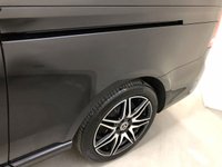 USED 2020 69 MERCEDES-BENZ V-CLASS 2.0 V 300 D AMG LINE XL 5d 236 BHP * VAT QUALIFYING * PRIVACY GLASS * CLIMATE  CONTROL * PARKING SENSORS * NAVIGATION * LEATHER * 19 INCH ALLOYS * 8 SEATS *