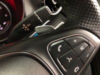 USED 2020 69 MERCEDES-BENZ V-CLASS 2.0 V 300 D AMG LINE XL 5d 236 BHP * VAT QUALIFYING * PRIVACY GLASS * CLIMATE  CONTROL * PARKING SENSORS * NAVIGATION * LEATHER * 19 INCH ALLOYS * 8 SEATS *