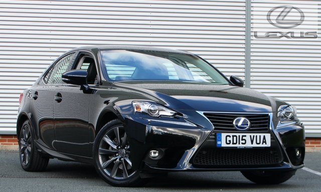 2015 15 Lexus Is 2.5 300H EXECUTIVE EDITION 4d 179 BHP [ SATNAV ]