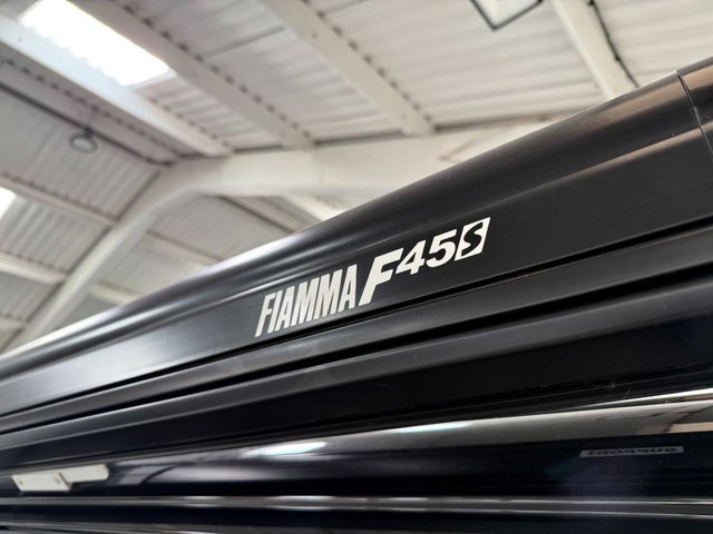 View our VOLKSWAGEN TRANSPORTER