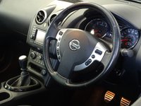 USED 2013 63 NISSAN QASHQAI 1.5 DCI 360  * SATNAV *   PAN ROOF
